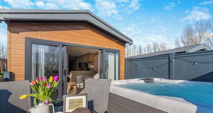 2 bedroom accommodation in Skirlaugh, Nr Hull