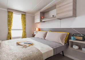 2 bedrooms - Essential Clover Caravan (Sleeps 4, Dog Friendly) (Annan, Dumfries & Galloway)