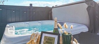 2 bedroom accommodation in Skirlaugh, Nr Hull