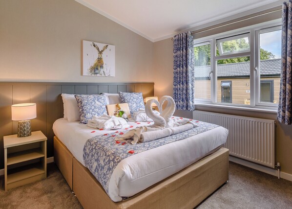 2 bedrooms, free WiFi - Upgraded for 2025 – Now with Air Hockey/Pool/Table Tennis Combo and Dartboard. (Raywell, Beverley)