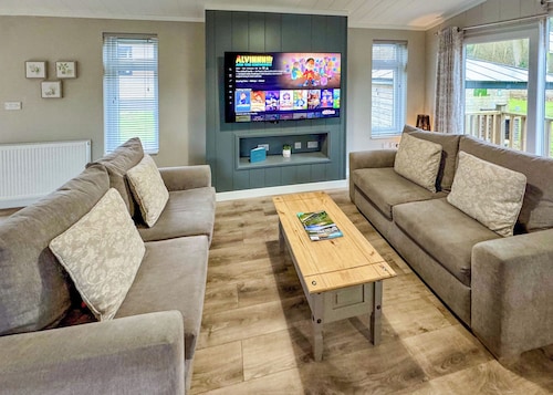 Upgraded for 2025 – Now with Air Hockey/Pool/Table Tennis Combo and Dartboard.