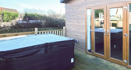 1 bedroom accommodation in Kilwinning