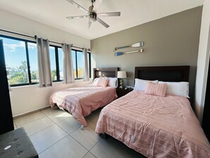 Strykejern/-brett og wi-fi (inkludert)