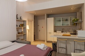 1 camera, ferro/asse da stiro, Wi-Fi gratuito, lenzuola