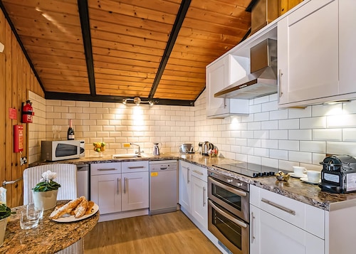 1 bedroom accommodation in Harrogate