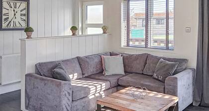 3 bedroom accommodation in Newbury