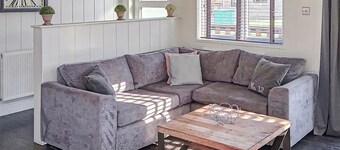 3 bedroom accommodation in Newbury