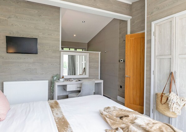 Unclassified image, 1 of 8, button - Elite Plus Spa Lodge 3 (Newbury)