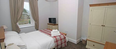 5 bedrooms, free WiFi