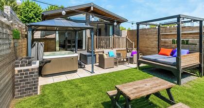 1 bedroom accommodation in Raywell, Beverley