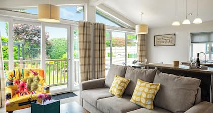 1 bedroom accommodation in Raywell, Beverley