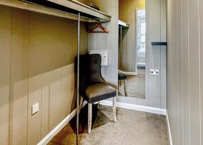 Interior - 2 bedroom accommodation in Raywell, Beverley (Raywell, Beverley)