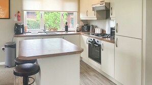 Fridge, oven, toaster, highchair - 3 bedroom accommodation in Raywell, Beverley (Raywell, Beverley)