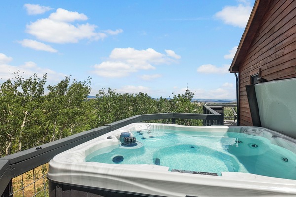 Tina de hidromasaje al aire libre