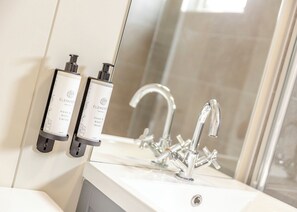 Toalettartikler (inkludert)