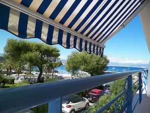 Property grounds - Contemporary Apartment in Antibes with Terrace (Antibes)