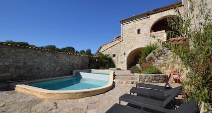 Garrigue Hideaway in Lanas