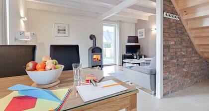 detached holiday home in the second row