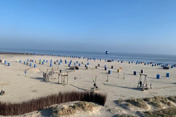 Una spiaggia nelle vicinanze