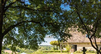 Maison de Vacances en Dordogne avec Piscine