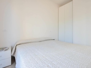 2 bedrooms, internet