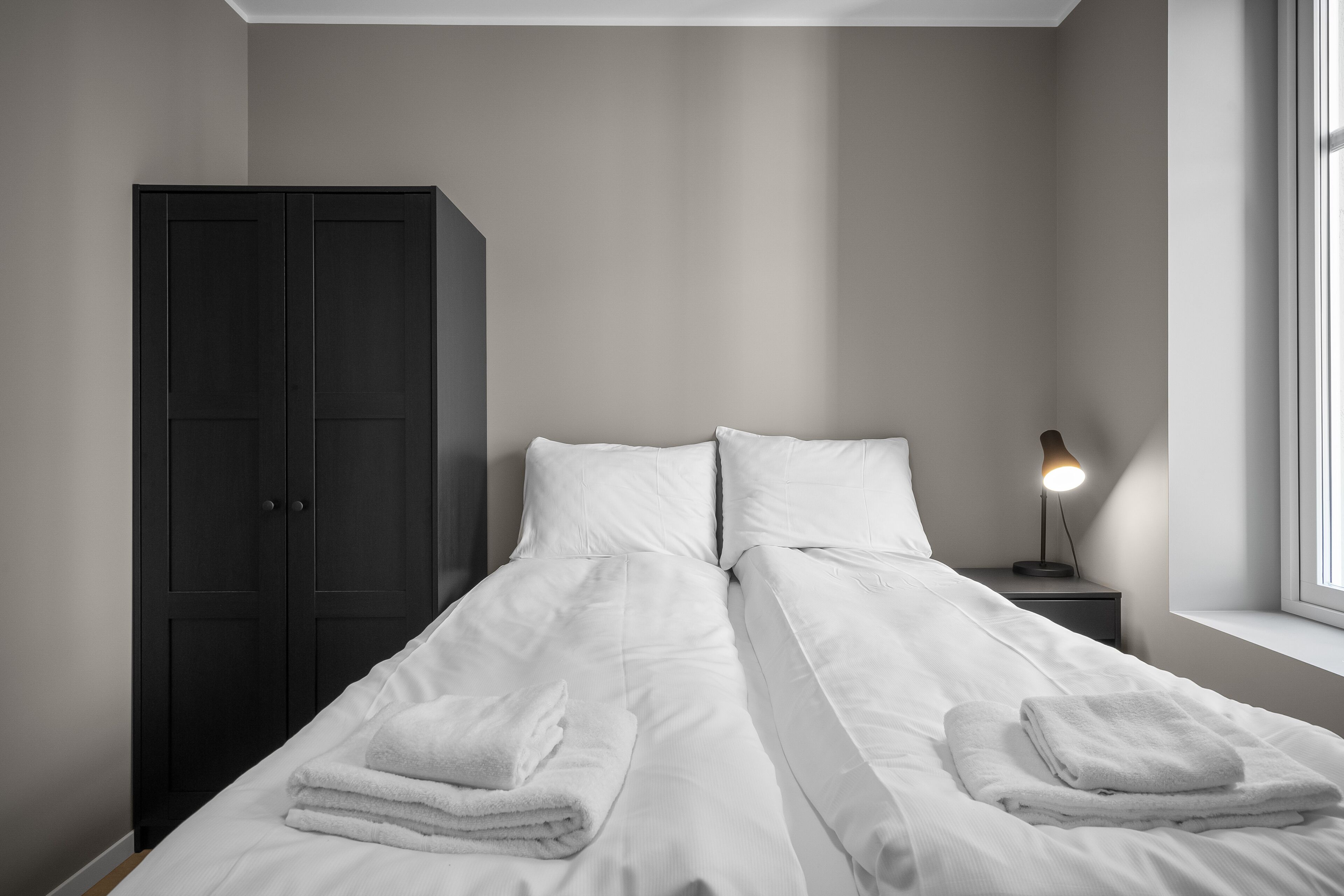 Iron/ironing board, free WiFi, bed sheets