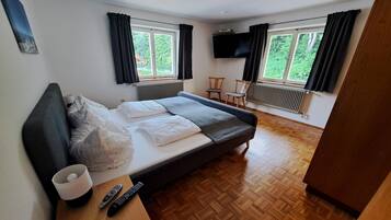 4 Schlafzimmer, kostenloses WLAN