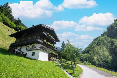 Chalet in Fügen near Spieljochbahn