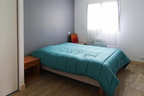 3 chambres, lit de bébé portatif, accès au Wi-Fi (inclus)