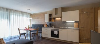 Ferienwohnung "Alpenblick Nr 6" mit Gemeinschaftsgarten und WLAN