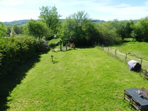 Outdoor dining - Quiet cottage in the countryside. (Segonzac)