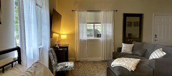 Sonia's Guest Suite in Montesano -Gateway to Olympic National Park