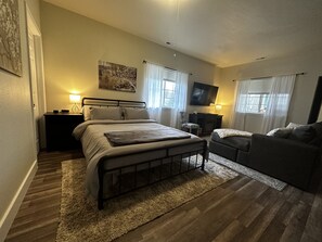 1 bedroom, free WiFi, bed sheets