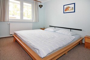 2 Schlafzimmer, Reisekinderbett, kostenloses WLAN