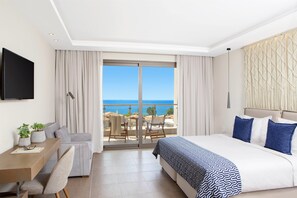 Egyptian cotton sheets, premium bedding, memory foam beds, minibar - Zeus Eleva Ajul (Kassandra)