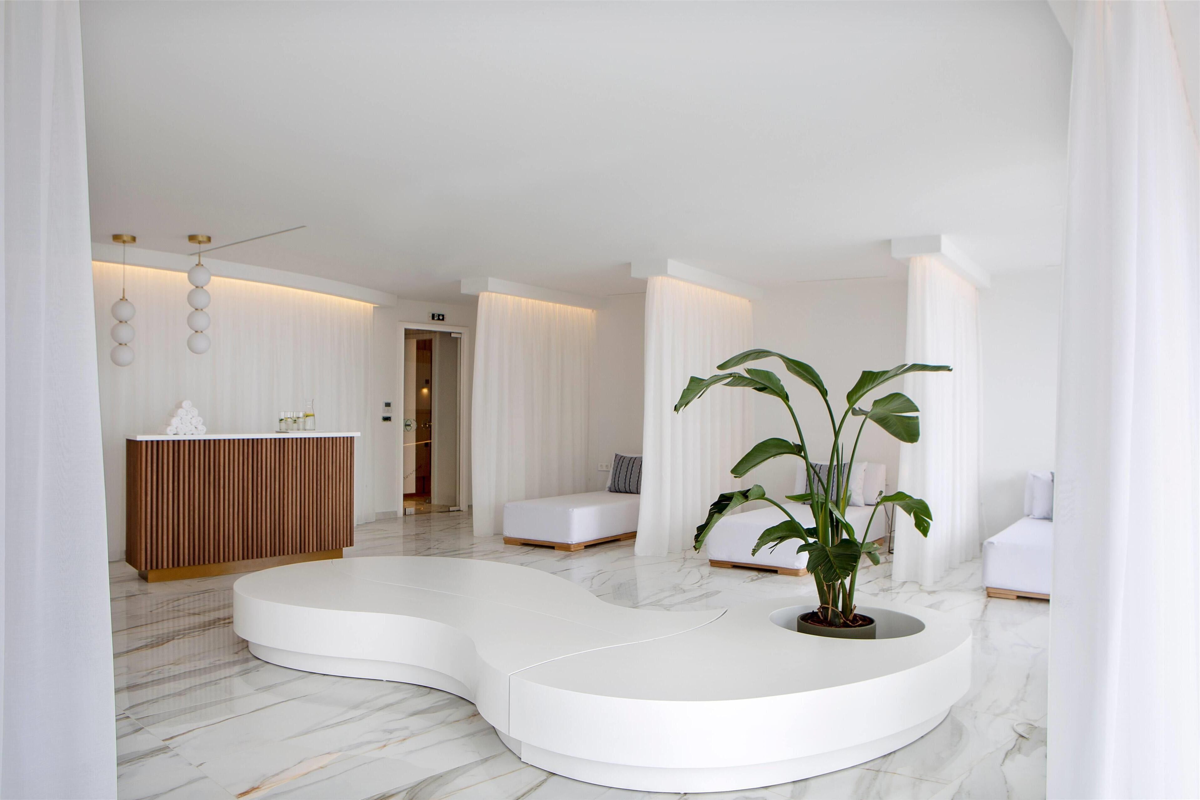 室外护理区、桑拿、热水浴缸、湿蒸房、身体护理、芳香疗法