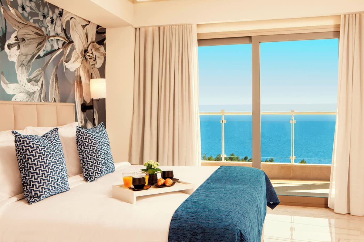 Executive Suite, Sea View
