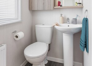 Bathroom - Essential Clover Caravan (Sleeps 4, Dog Friendly) (Cockburnspath, Nr Dunbar)
