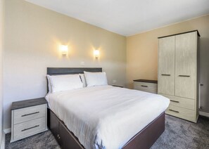 2 bedrooms, free WiFi