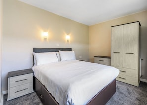 2 bedrooms, free WiFi