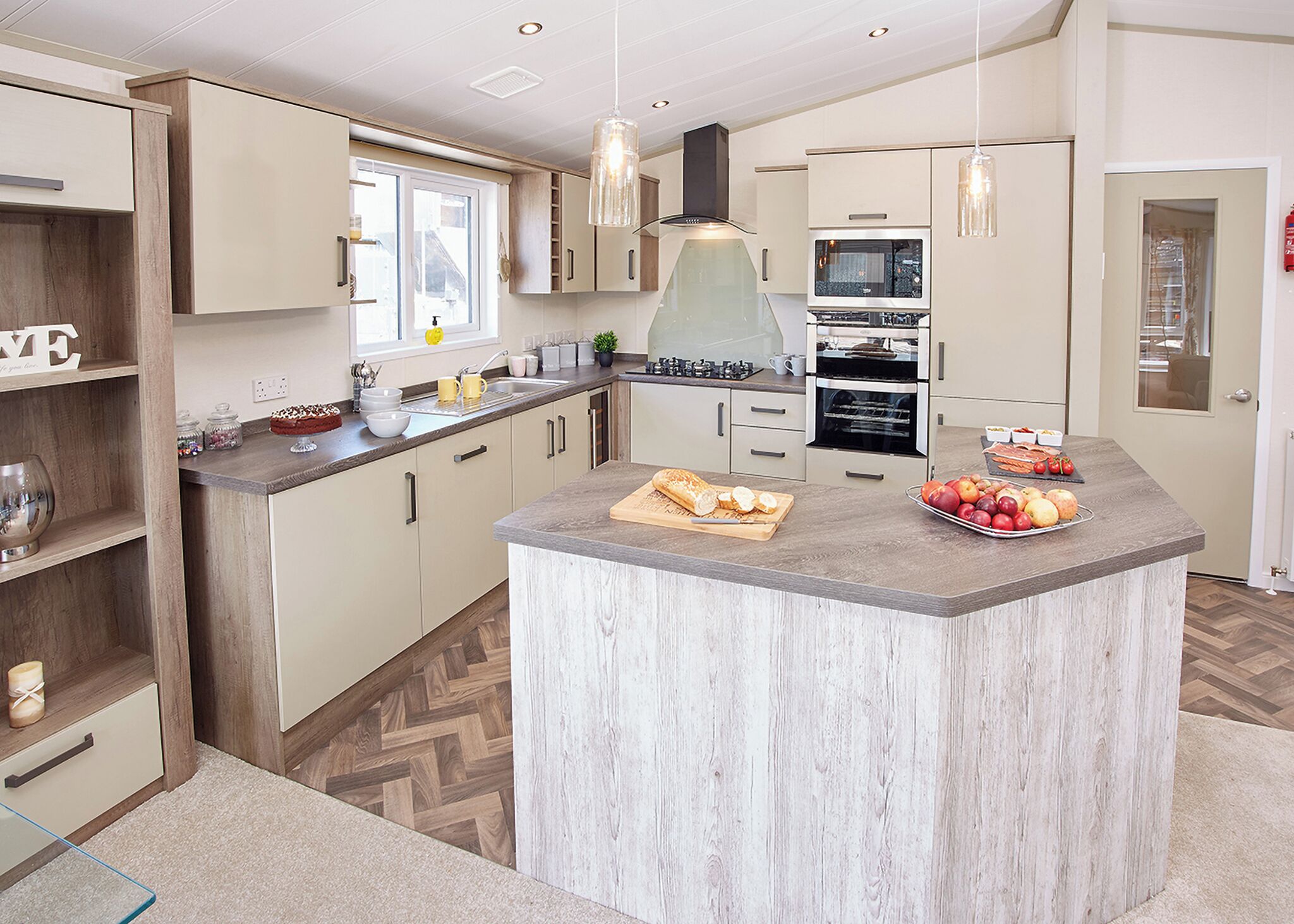 Fridge, oven, stovetop, toaster