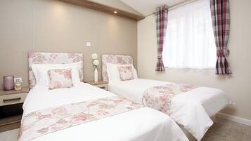 2 bedrooms, Internet