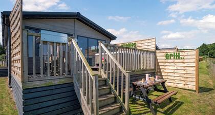 1 bedroom accommodation in Raywell, Beverley