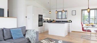 3 bedroom accommodation in Newbury