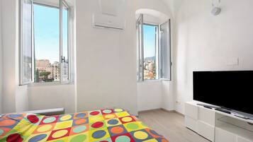 1 chambre, fer et planche Ă repasser, Wi-Fi gratuit, draps fournis