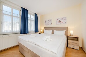 1 bedroom, travel cot, free WiFi, bed sheets - Alt Ahlbeck 03 - close to the beach in an excellent location (Ahlbeck (Seebad))