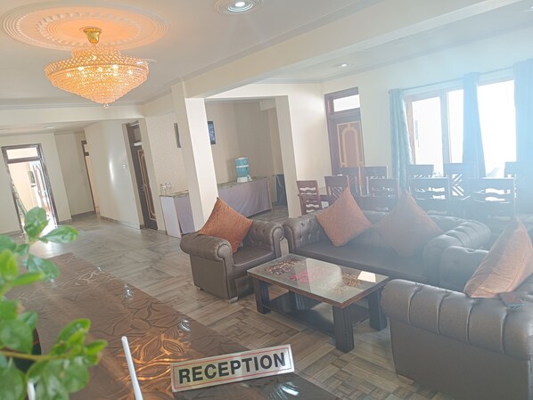 Restaurant - Munna Palace  (Leh)