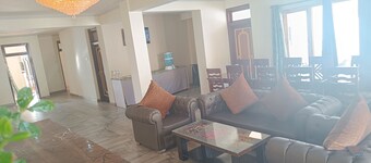 Munna Palace 