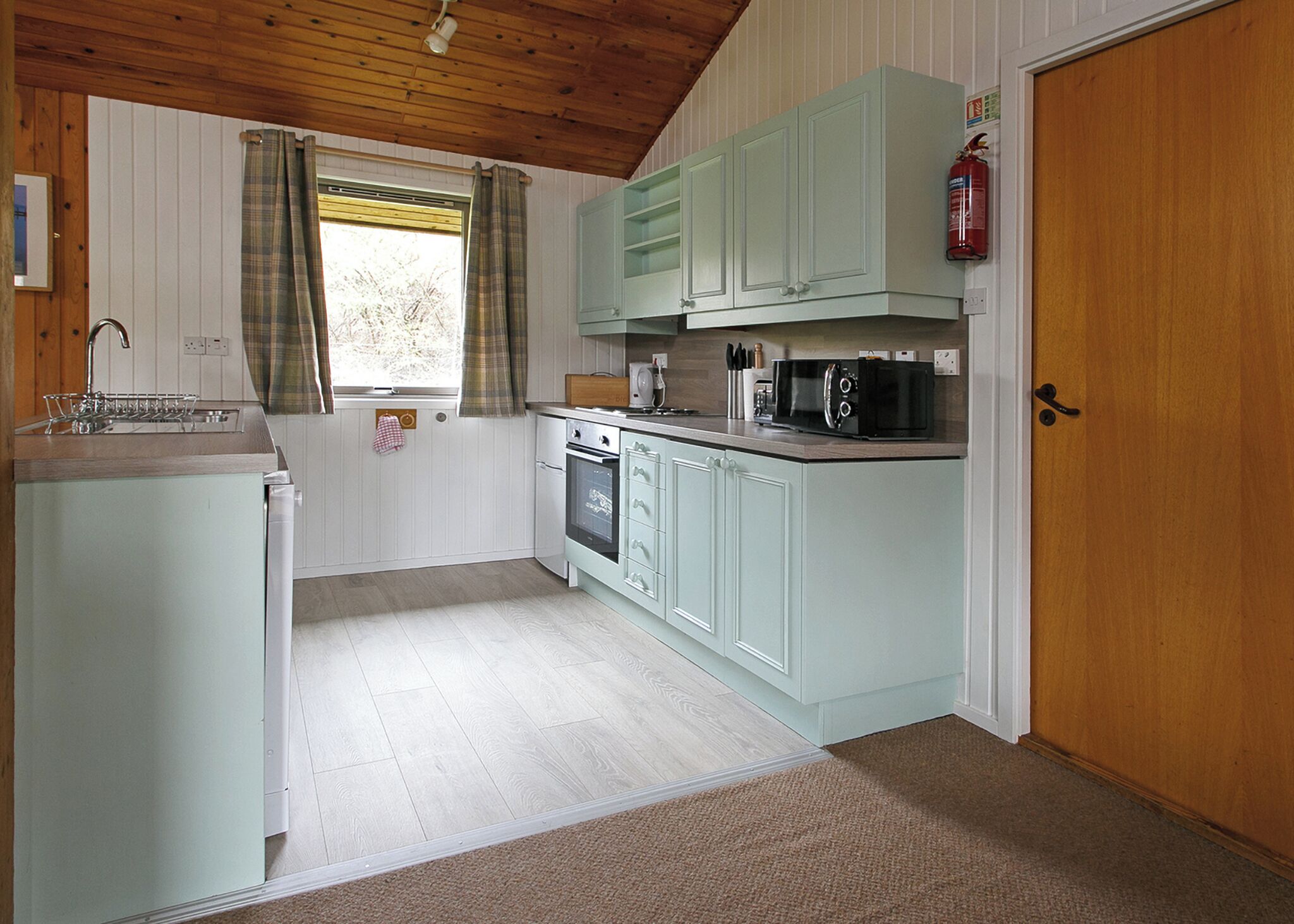 Fridge, oven, stovetop, toaster
