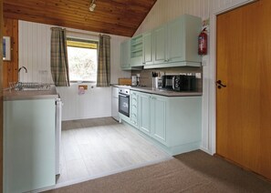 Fridge, oven, stovetop, toaster